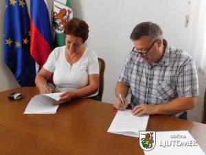 Podpis pogodbe za sanacijo plazu v Gresovščaku 2